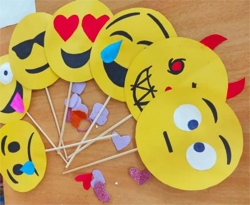Tiny Faces, Big Feelings: The Emoji Glow-Up Nobody Asked For Is Breaking Our Brains